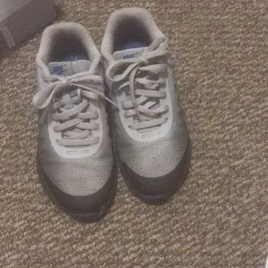 Sneakers 2 pairs vans and bike